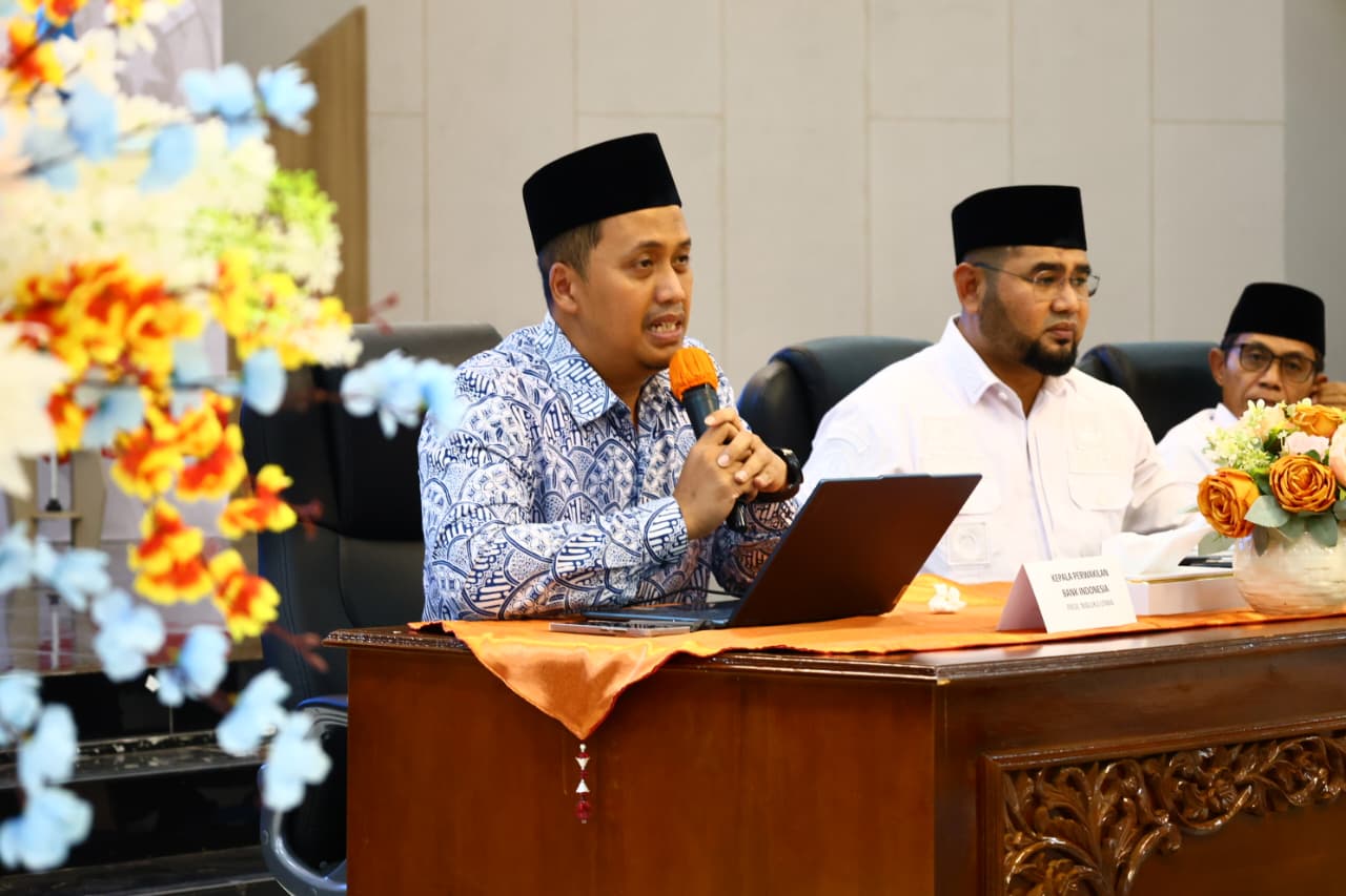 Kepala Bank Indonesia Perwakilan Maluku Utara saat menyampaikan pandangannya. Dok : istimewaCecep